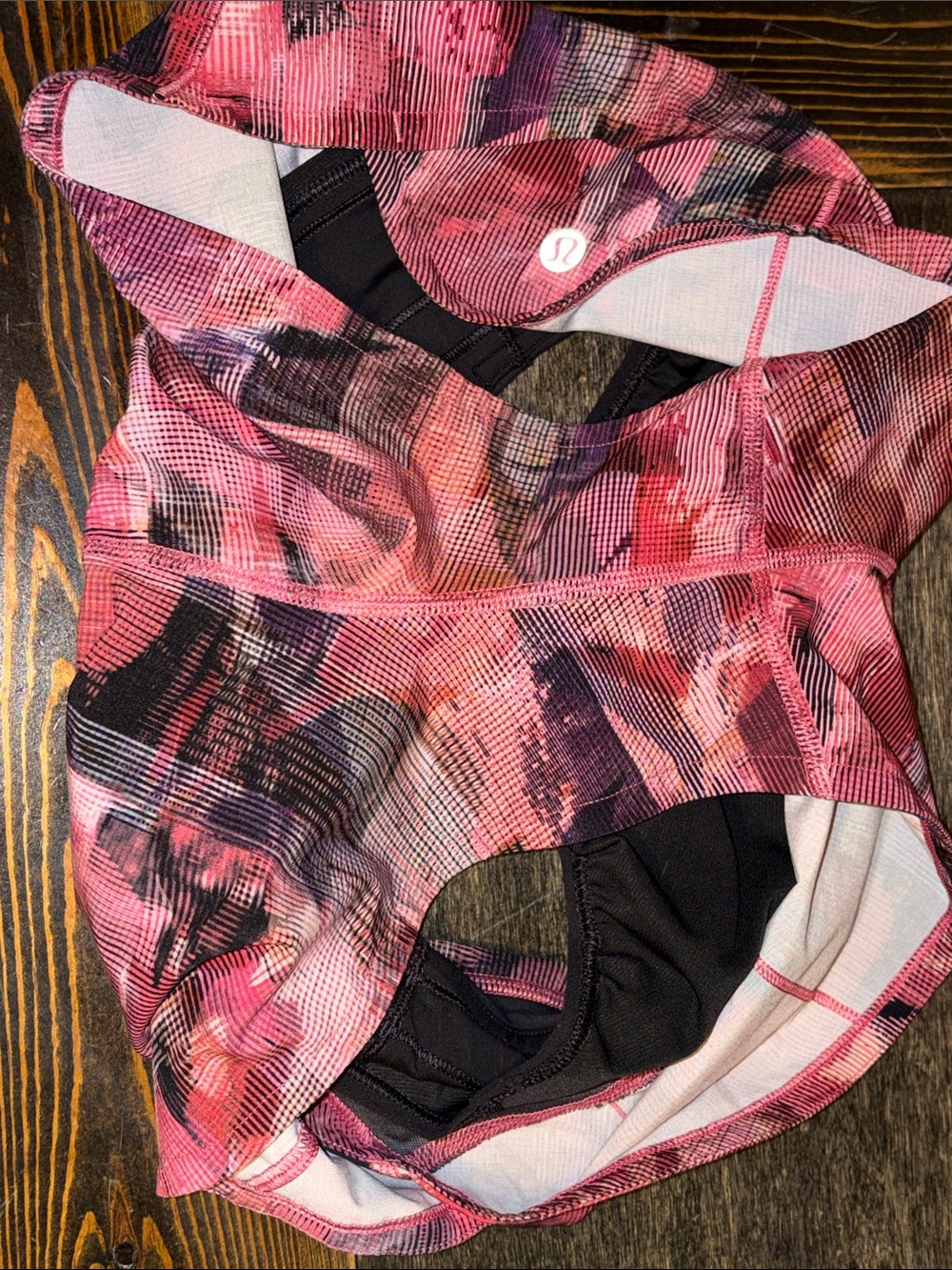 lululemon athletica shorts size 4 - Picture 7 of 7